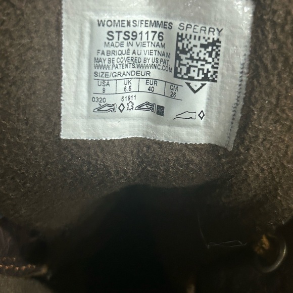 Brown Sperry Brown Saltwater Duck Boots, size 9 - Picture 6 of 6